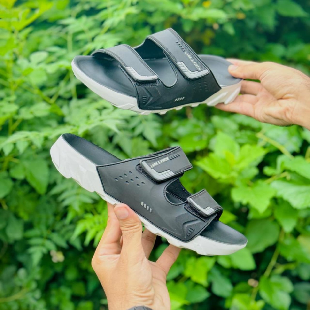 ECCO LIGHT WEIGHT SLIPPPERS